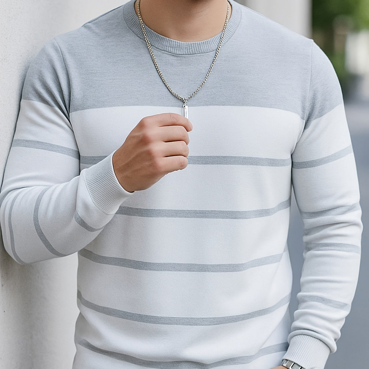 Herren Rundhals Pullover mit Blockstreifen und Rippbündchen