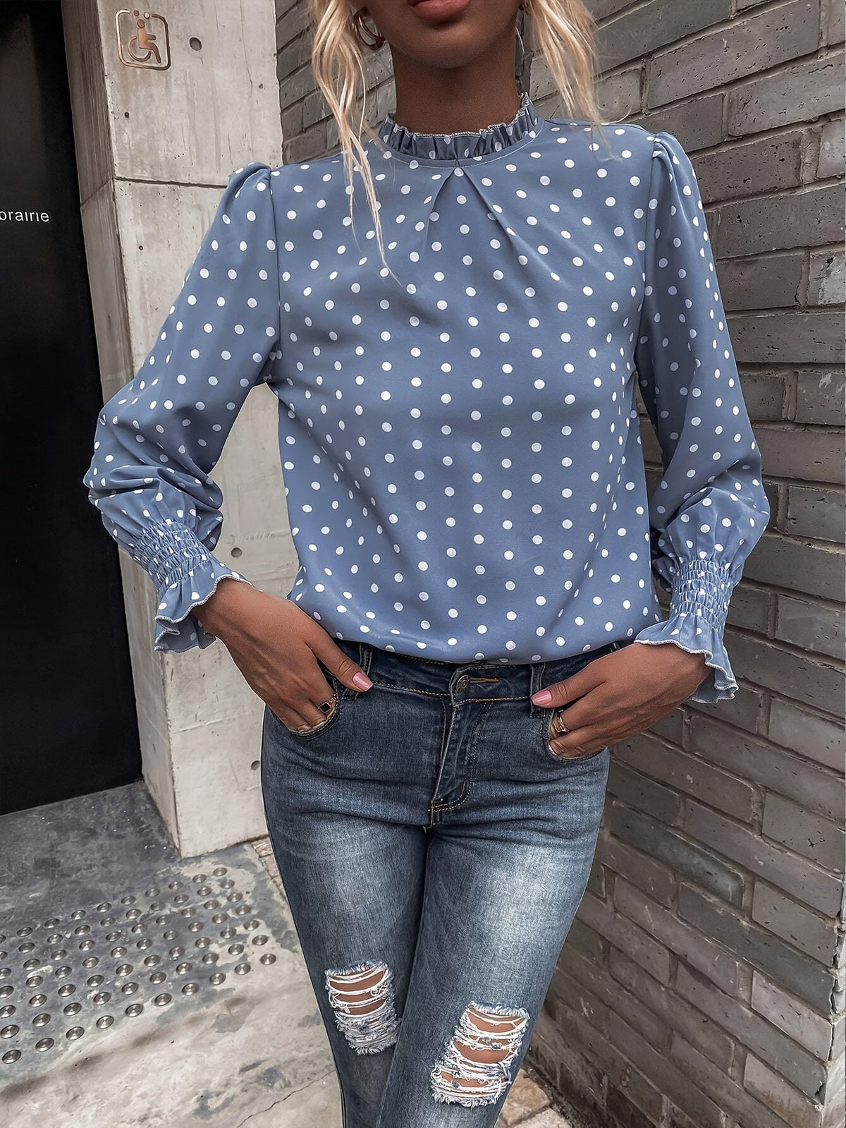 Damen Bluse Punkte Hellblau Langarm Rüschenkragen