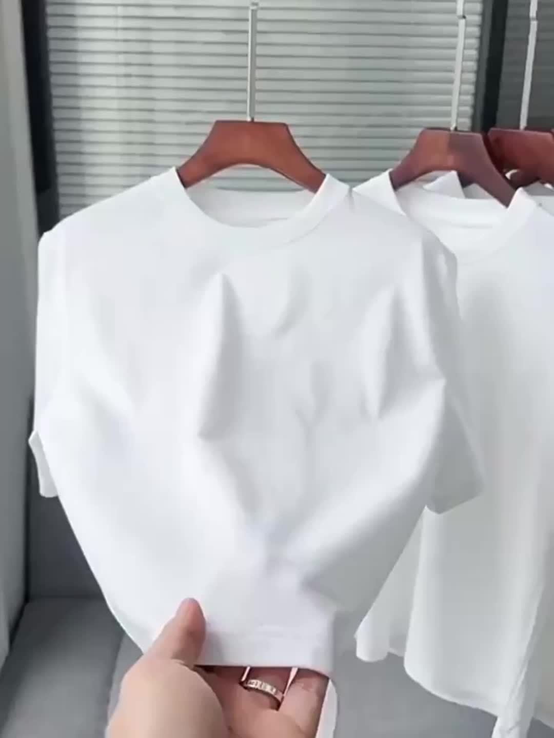Herren Basic T-Shirt – Lässiger Streetwear Stil für Alltag und Freizeit