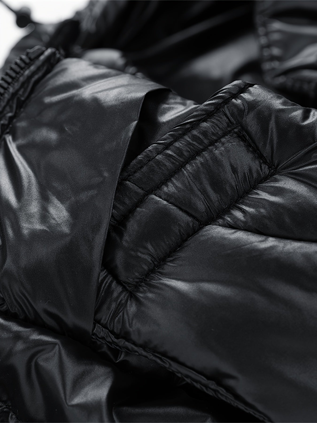 Herren Daunen-Steppjacke mit Kapuze für Outdoor & Alltag – Warm, Modern, Funktional