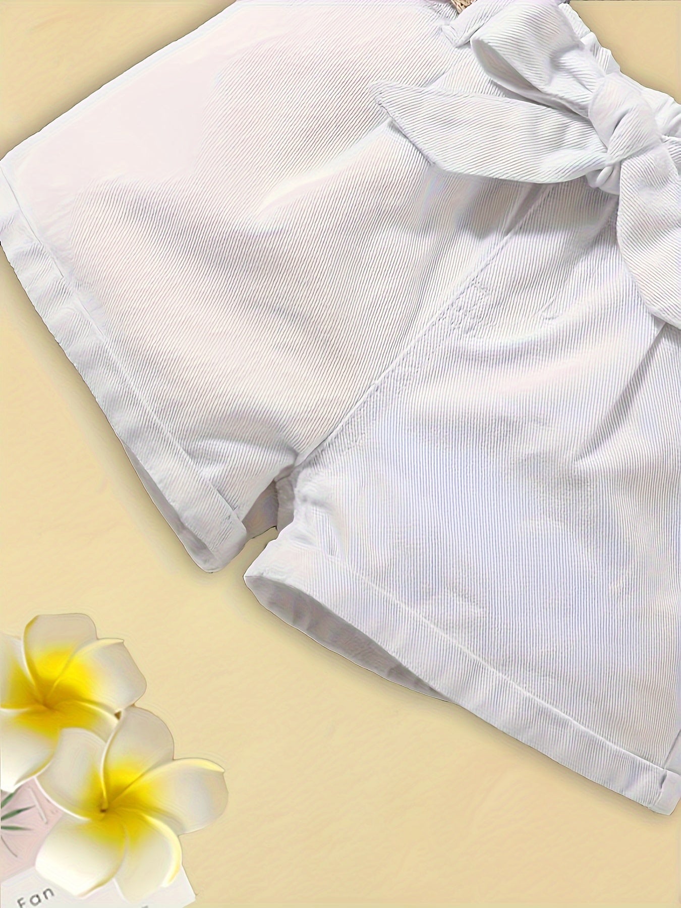 Damen High-Waist Paperbag Shorts mit Schleife und Flechtgürtel – Eleganter Sommerstil
