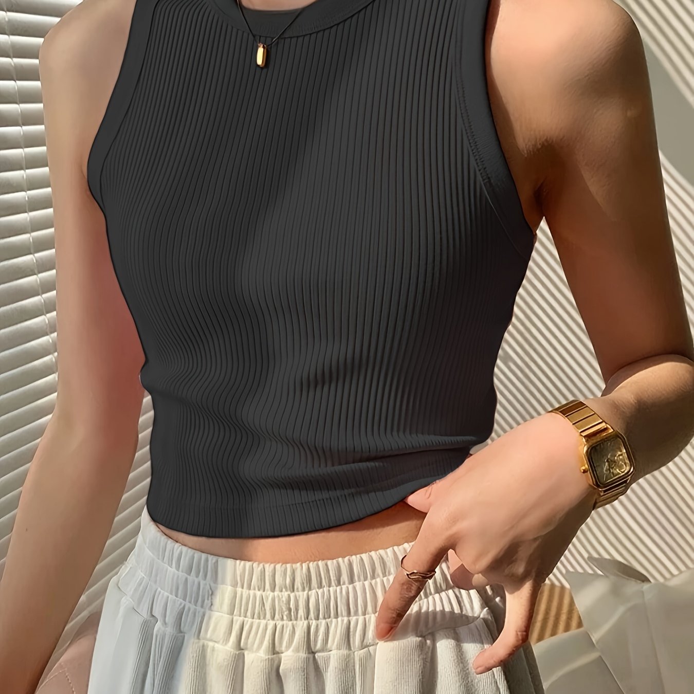 Damen Tanktop Figurbetont Sportlich Elegant – Vielseitiges Basic für Alltag und Freizeit