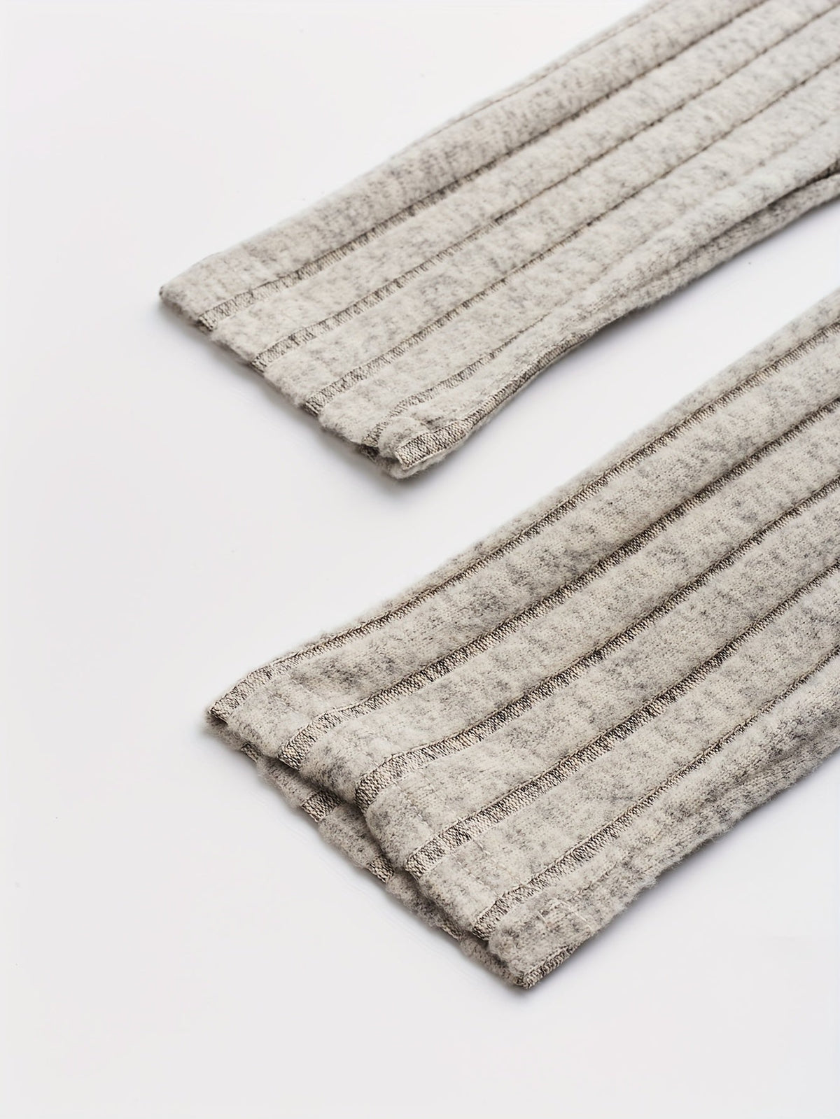 Damen Rippstrick Etuikleid mit V-Ausschnitt und Knöpfen Beige