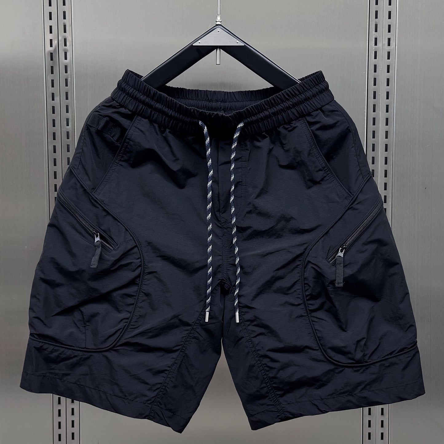 Herren Utility Cargo Shorts mit Reißverschlusstaschen – Urban Athleisure Style