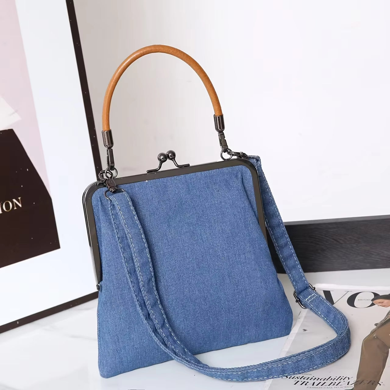 Damen Vintage Umhängetasche mit Holzgriff – Retro Handtasche im modernen Stil