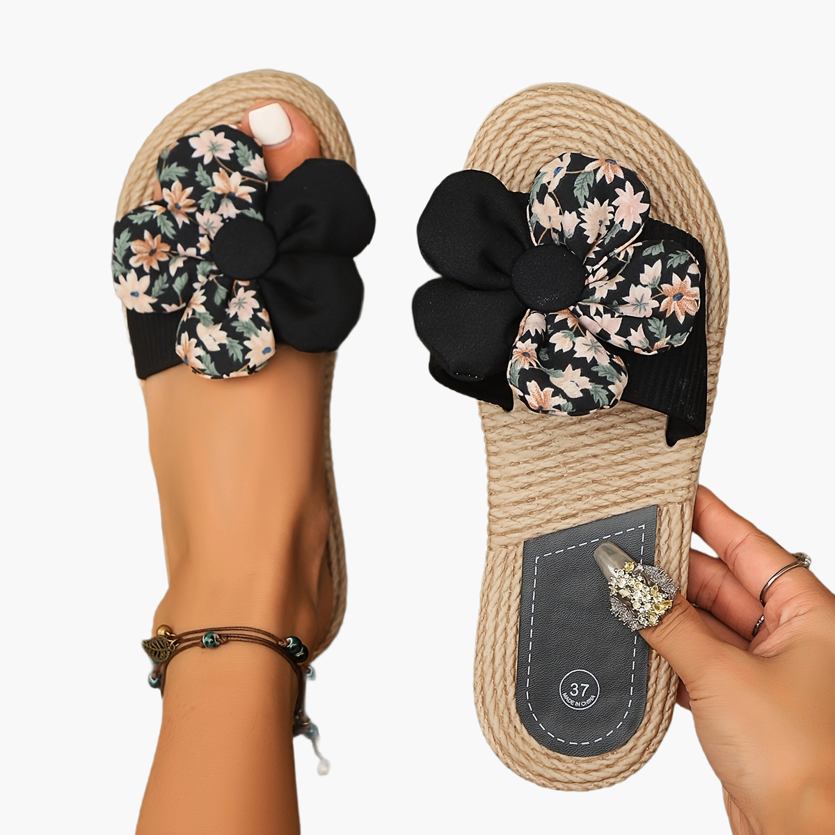 Damen Slide Sandalen mit Blumenapplikation und Espadrille-Stil – Sommerliche Freizeitschuhe