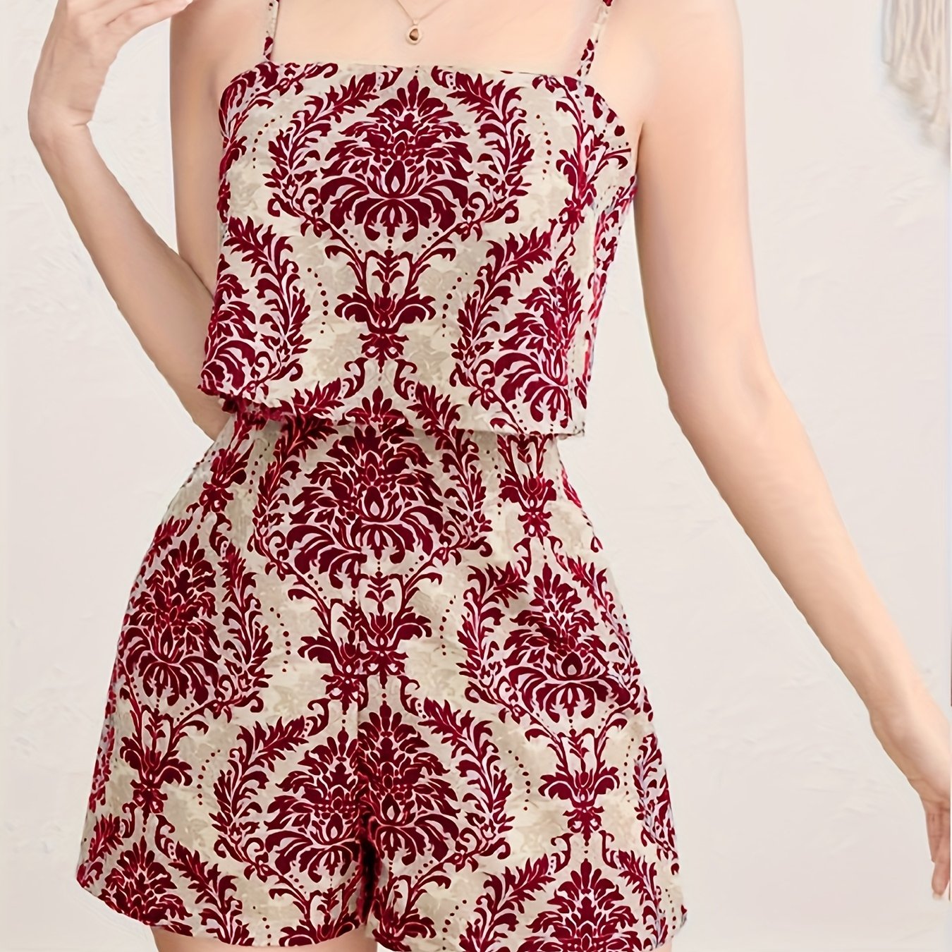 Damen Jumpsuit mit Spaghettiträgern und elegantem Ornament-Muster – Modischer Einteiler für Freizeit und Ausgehen