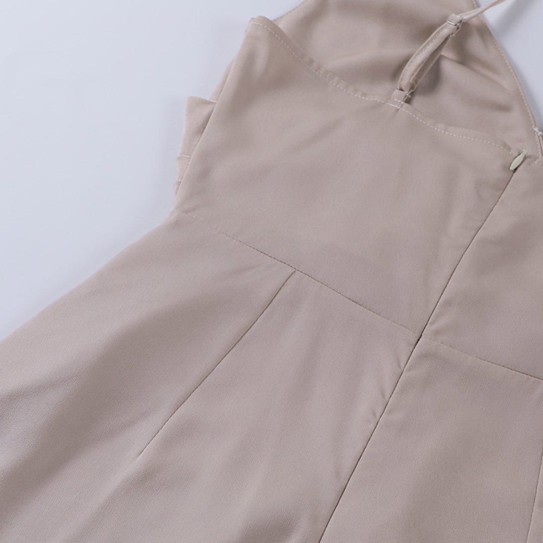 Elegantes Damen-Abendkleid mit Beinschlitz