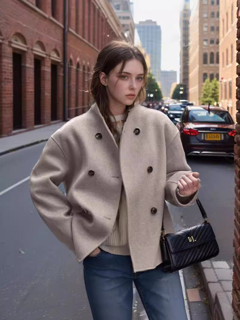 Kurze Damen Doppelreiher Jacke mit Stehkragen