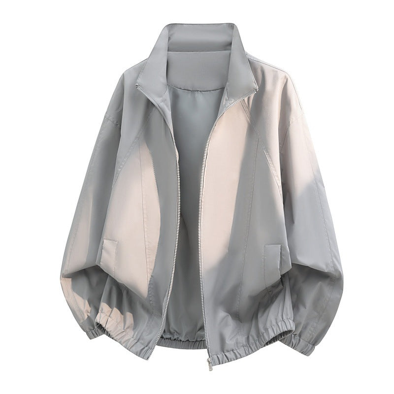 Übergangsjacke mit Stehkragen, Reißverschluss und weißen Kontrastnähten