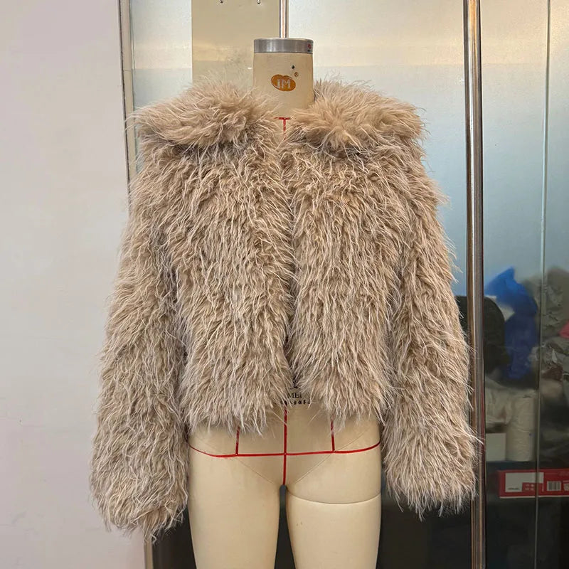 Damen Kurzmantel Plüsch-Look Gesteppt mit Kapuze und langen Ärmeln