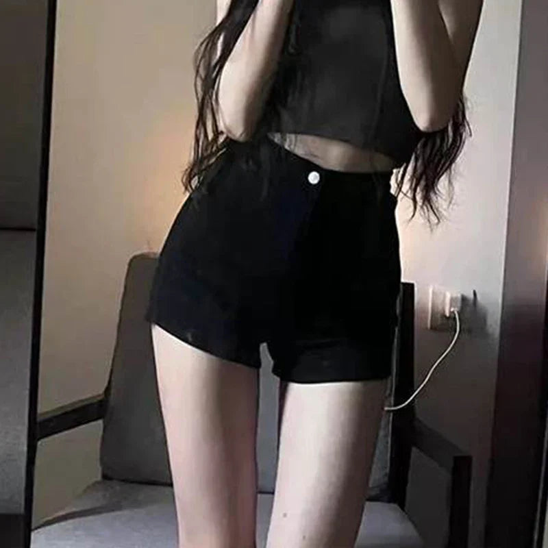 Damen High Waist Shorts Schwarz mit Knopfverschluss