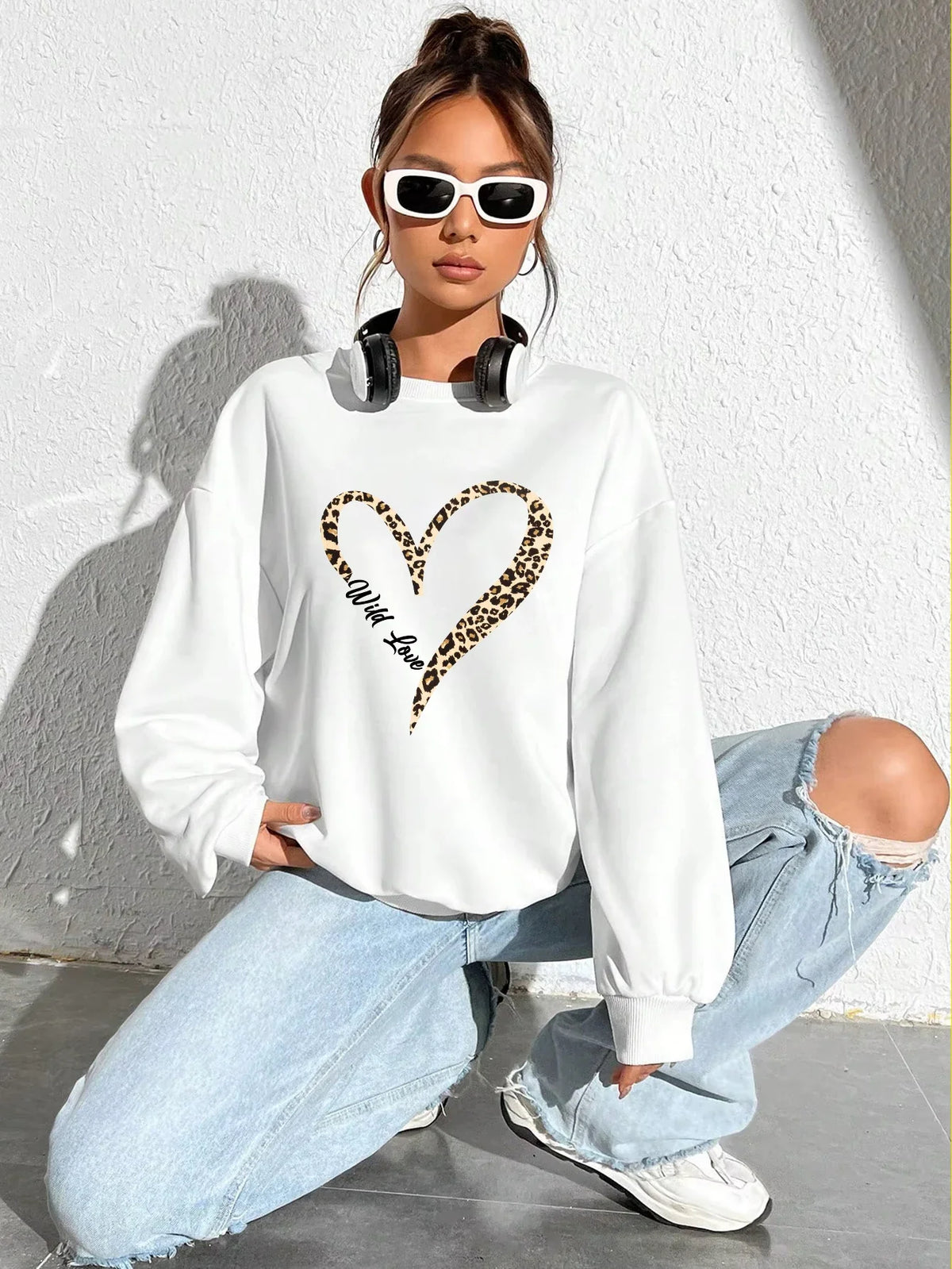 Damen Sweatshirt mit Leopardenherz-Druck Rundhals Langarm Pullover