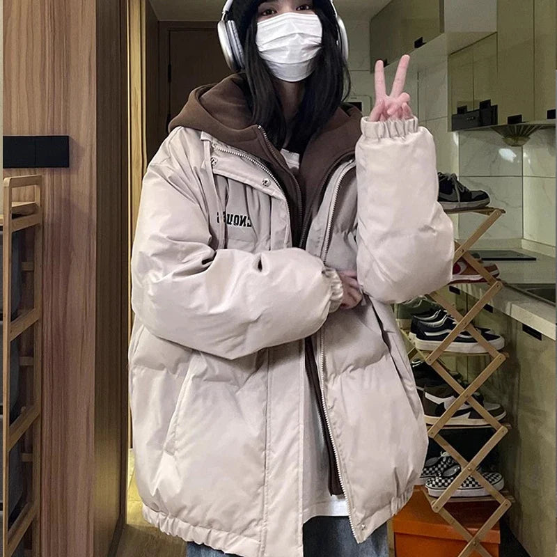 Oversize Pufferjacke mit Stehkragen und Kapuze