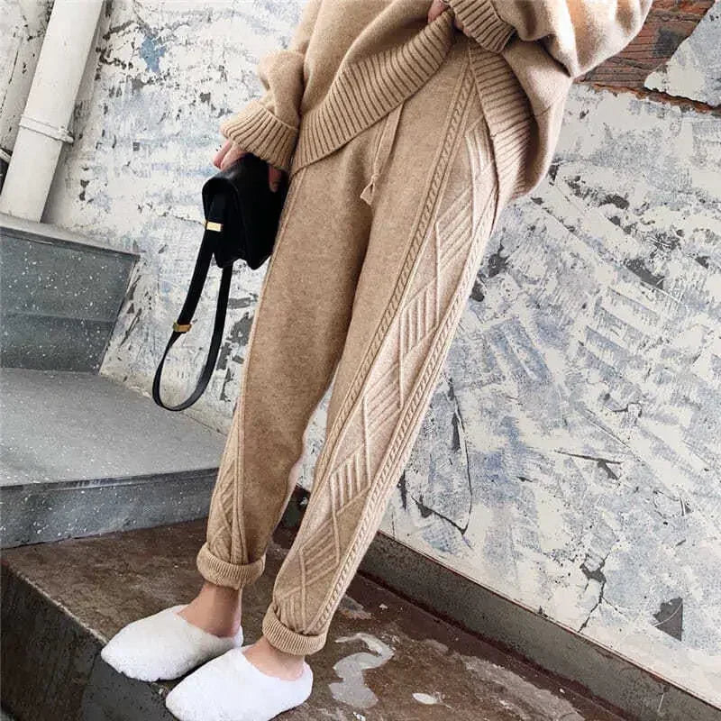 Strickhose Damen Kabelmuster Gemütliche Freizeithose
