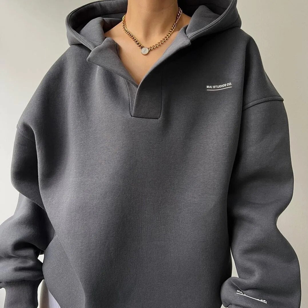 Unisex Oversize Hoodie mit Kragen-Ausschnitt und Logo-Print