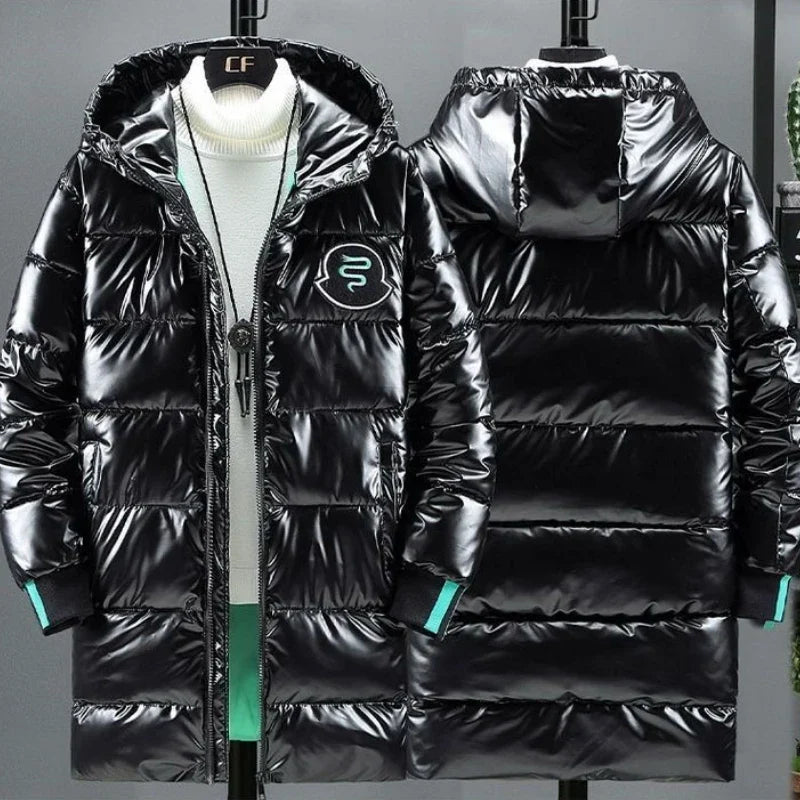 Glänzender Herren Daunenmantel mit Kapuze Schwarz Silber Metallic Winterjacke