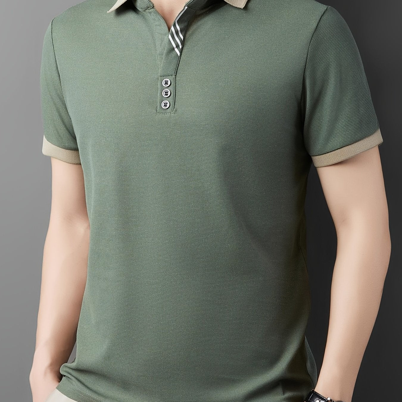Herren Polo-Shirt mit Kontrastkragen – Stilvolles Freizeit- und Business-Oberteil
