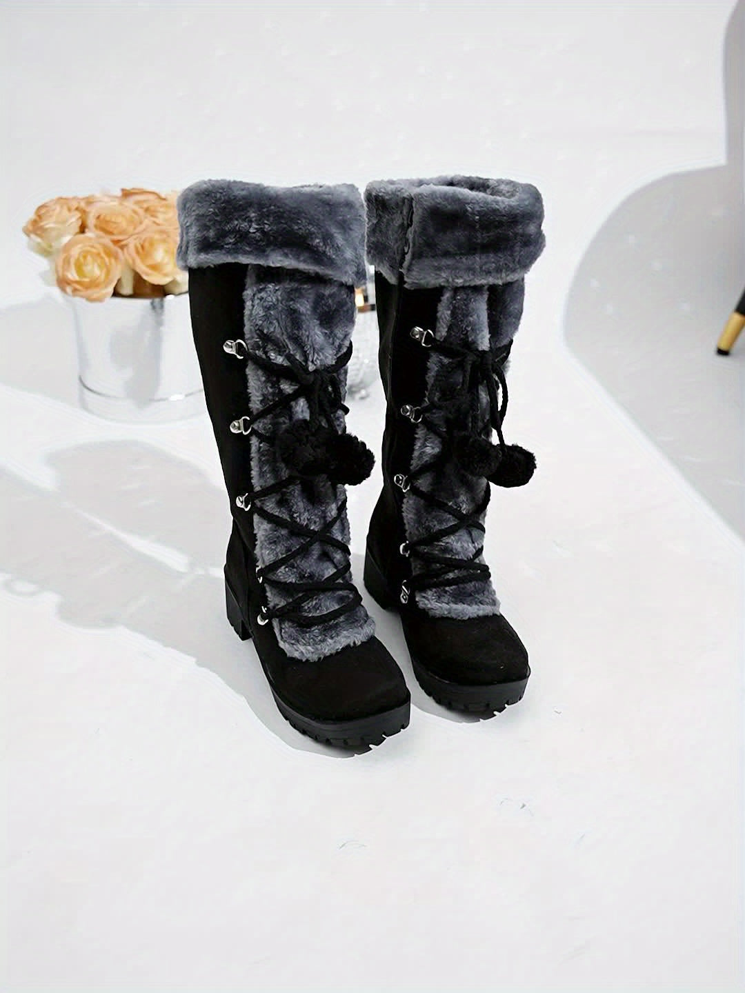 Damen Winterstiefel Schwarz mit Kunstfellbesatz & Zierschnürung