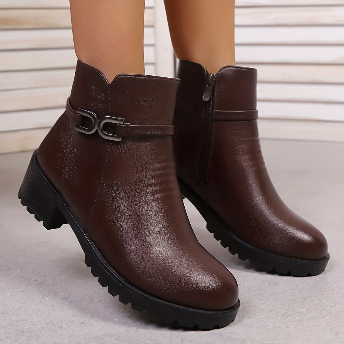 Damen Stiefeletten mit Schnalle und Reißverschluss, grober Sohle