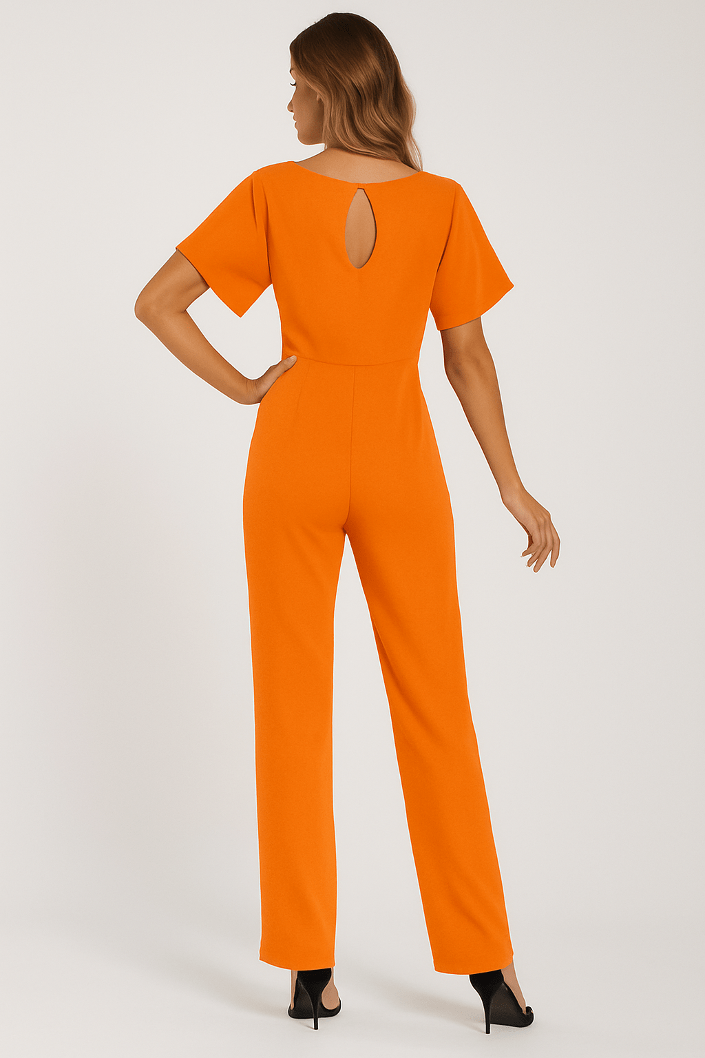 Damen Jumpsuit mit Bindegürtel – Eleganter Einteiler für Alltag und Events