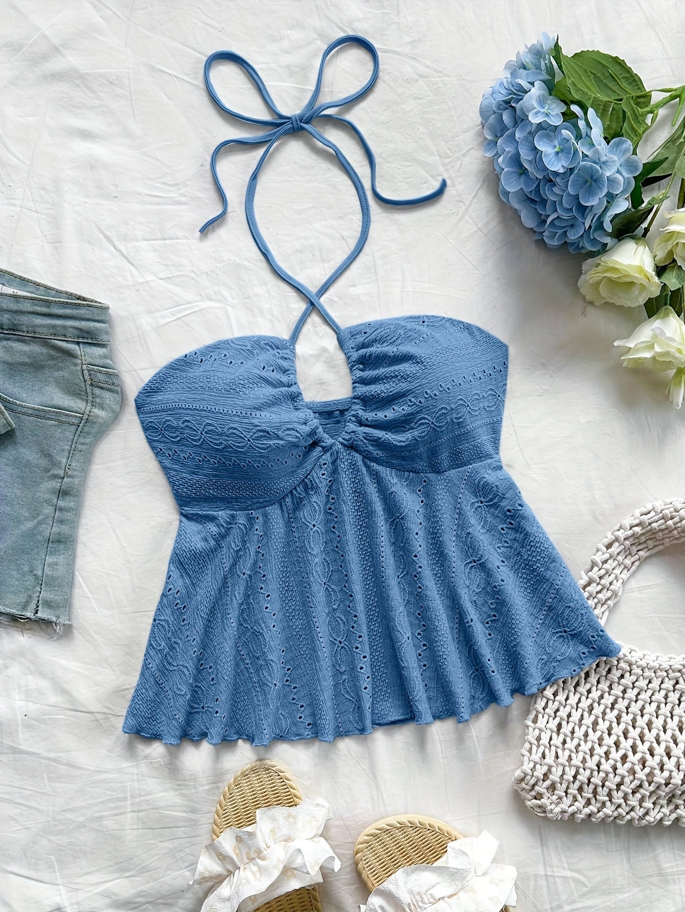 Damen Halter Babydoll Top mit Stickerei und Vintage-Charme – Verspieltes Sommertop