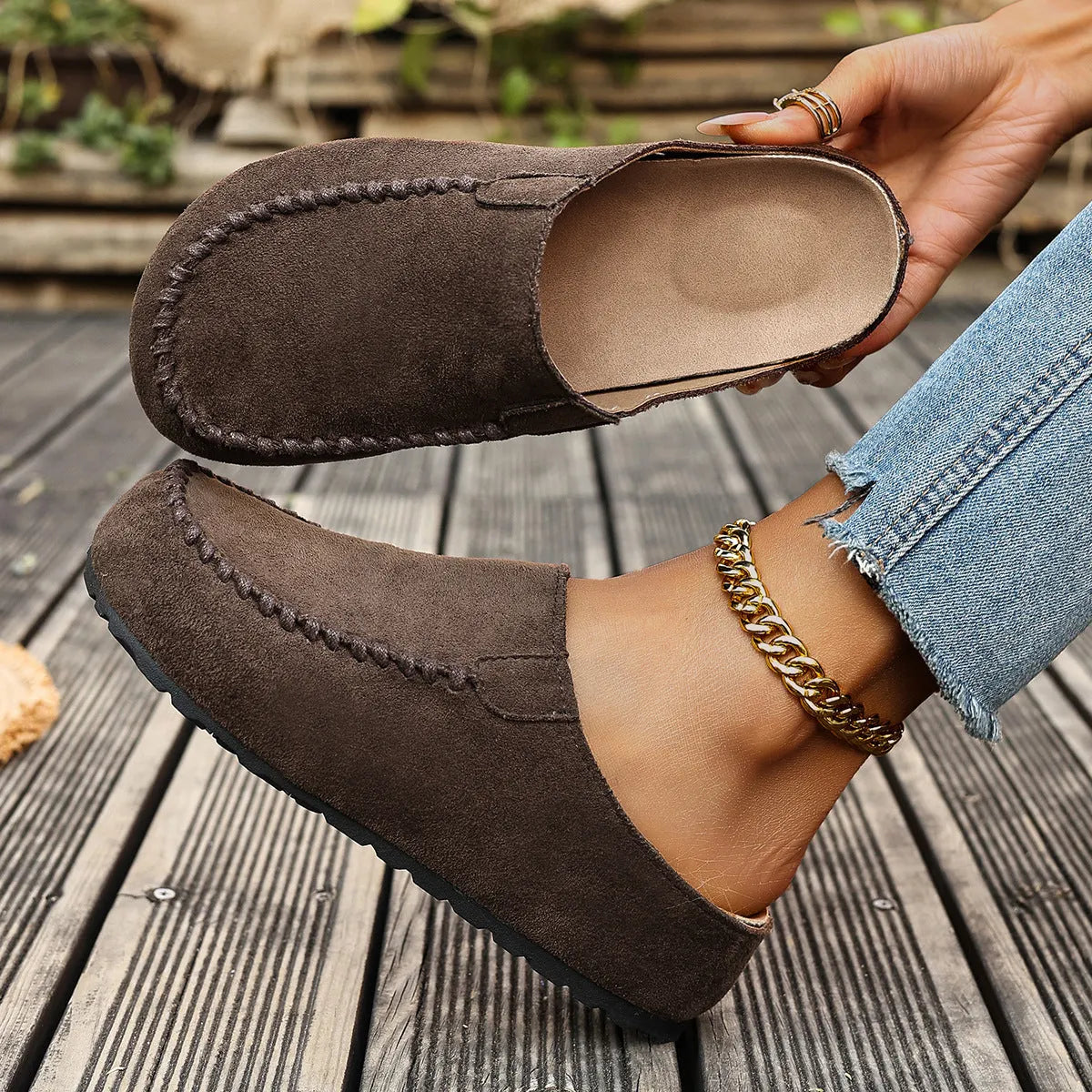Damen Slipper Mules mit Ziernaht Komfortschuhe Braun