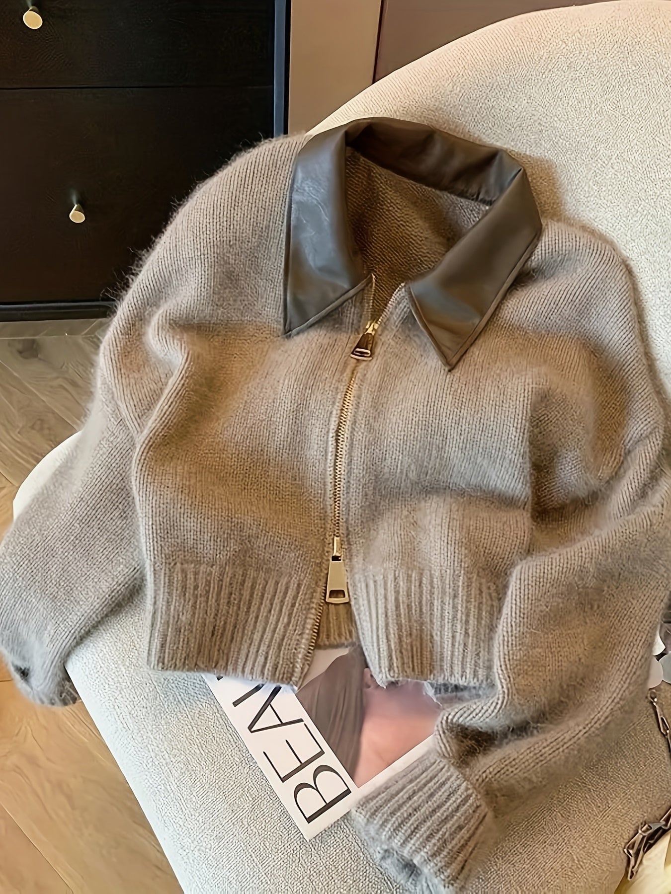 Damen Strickjacke kurz mit Kragen Reißverschluss Beige