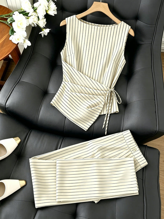 Damen Zweiteiler Set – Elegantes Nadelstreifen Outfit mit Wickel-Top und Hose für Business & Events