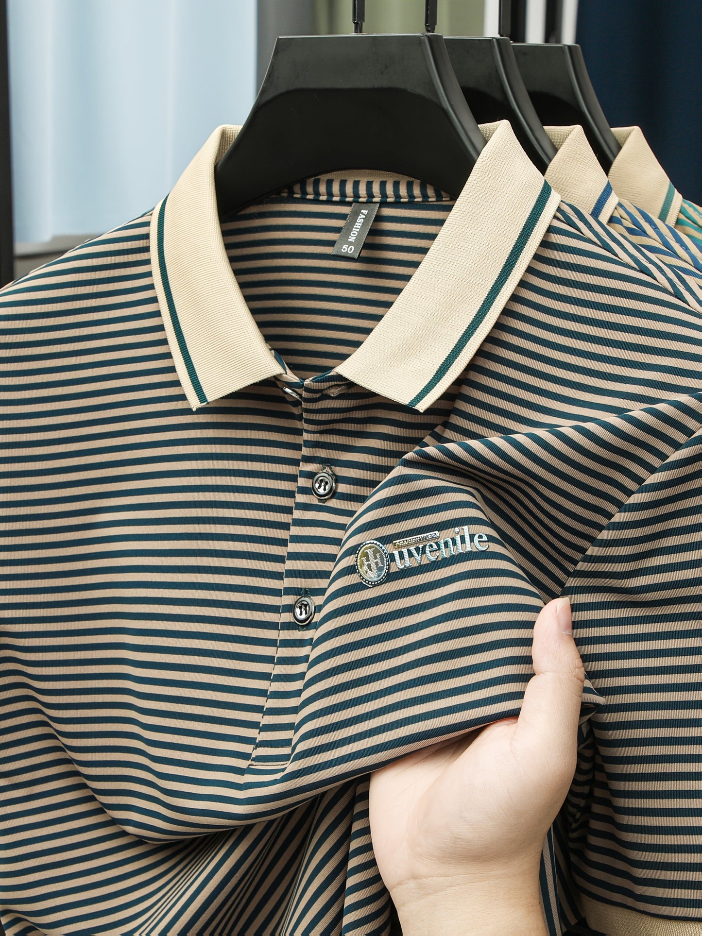Herren Polo-Shirt mit Streifenmuster und Stickerei – Modisch & Vielseitig für Alltag und Freizeit