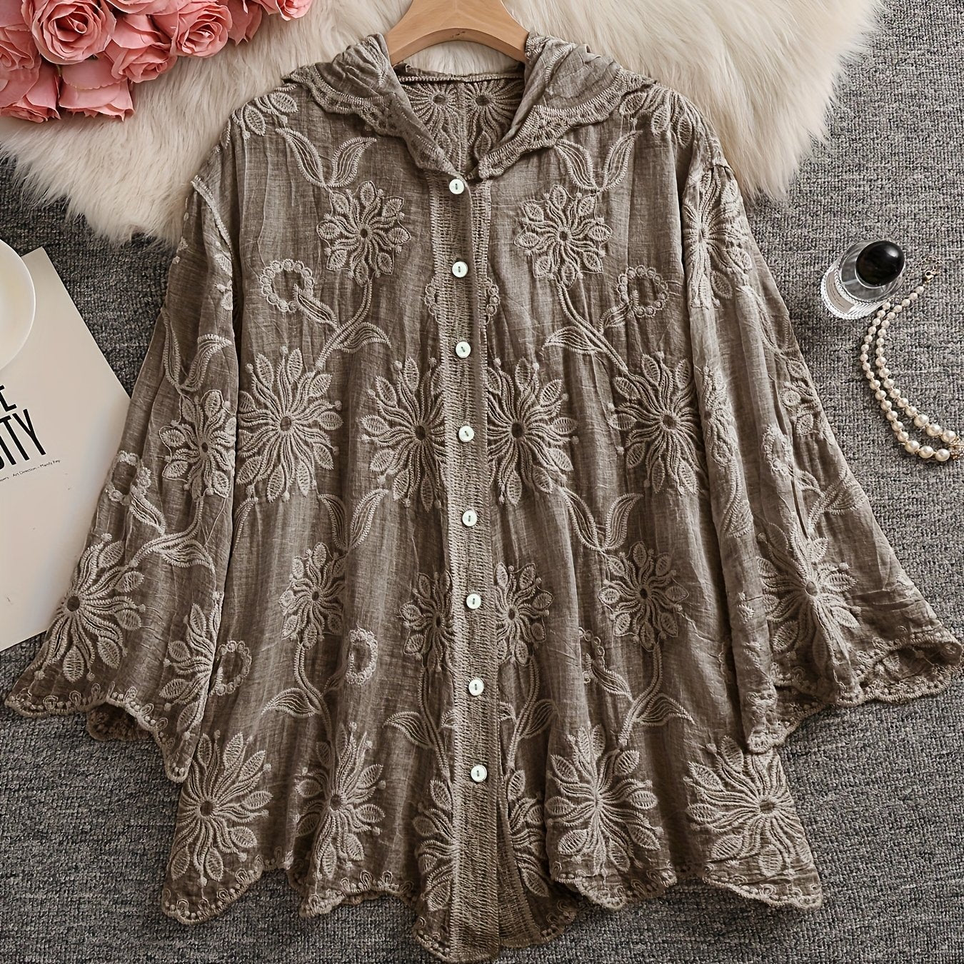 Damen Bluse Langarm mit Kapuze, Besticktes Blumenmuster, Knopfleiste