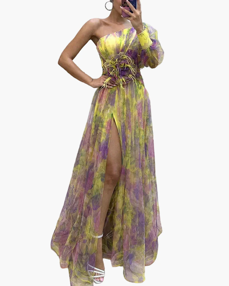 Damen Abendkleid One-Shoulder Maxikleid Elegant mit Schlitz und Federdetails – Perfekt für besondere Anlässe