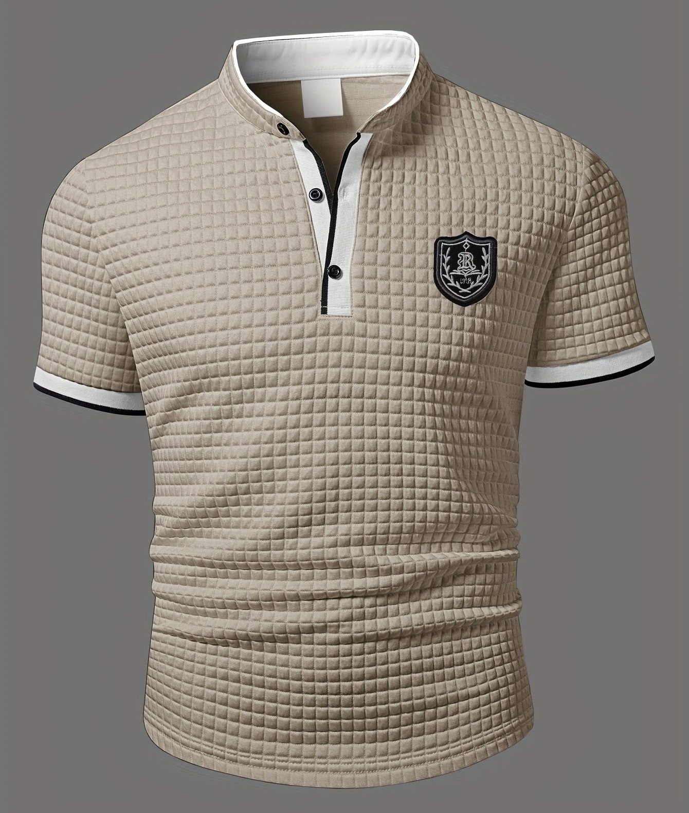 Herren Stepp-Henley Poloshirt mit Wappen-Emblem – Modernes Casual Shirt für Alltag und Freizeit