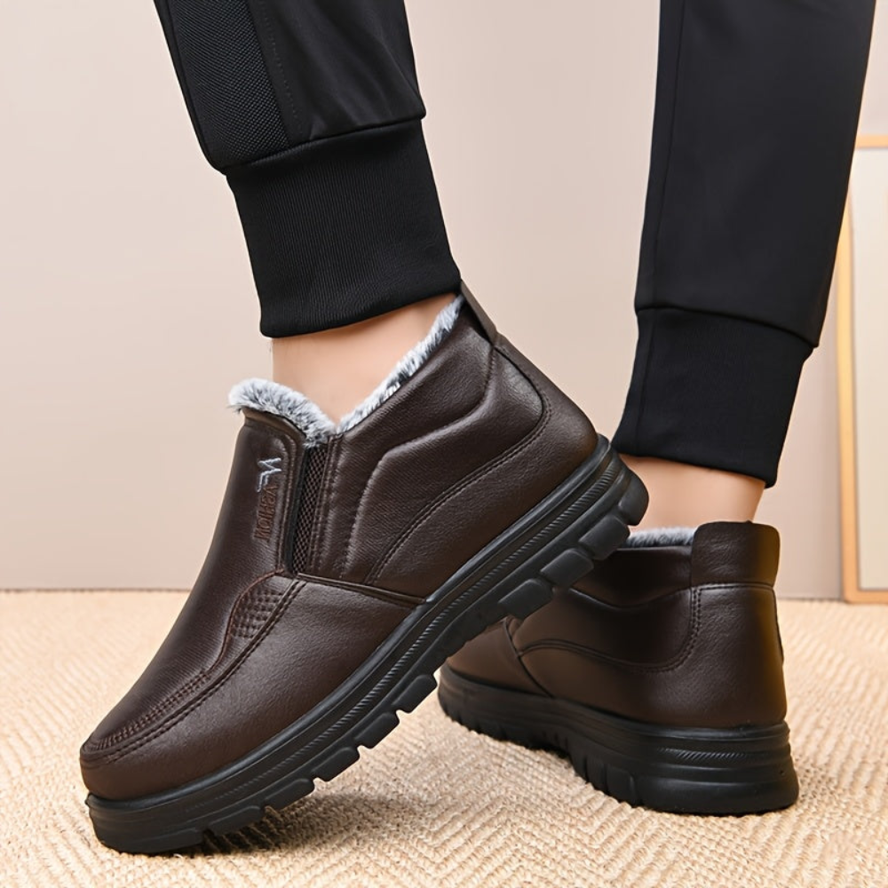 Herren Winterschuhe Slip-on Stiefel mit Plüschfutter und Profilsohle