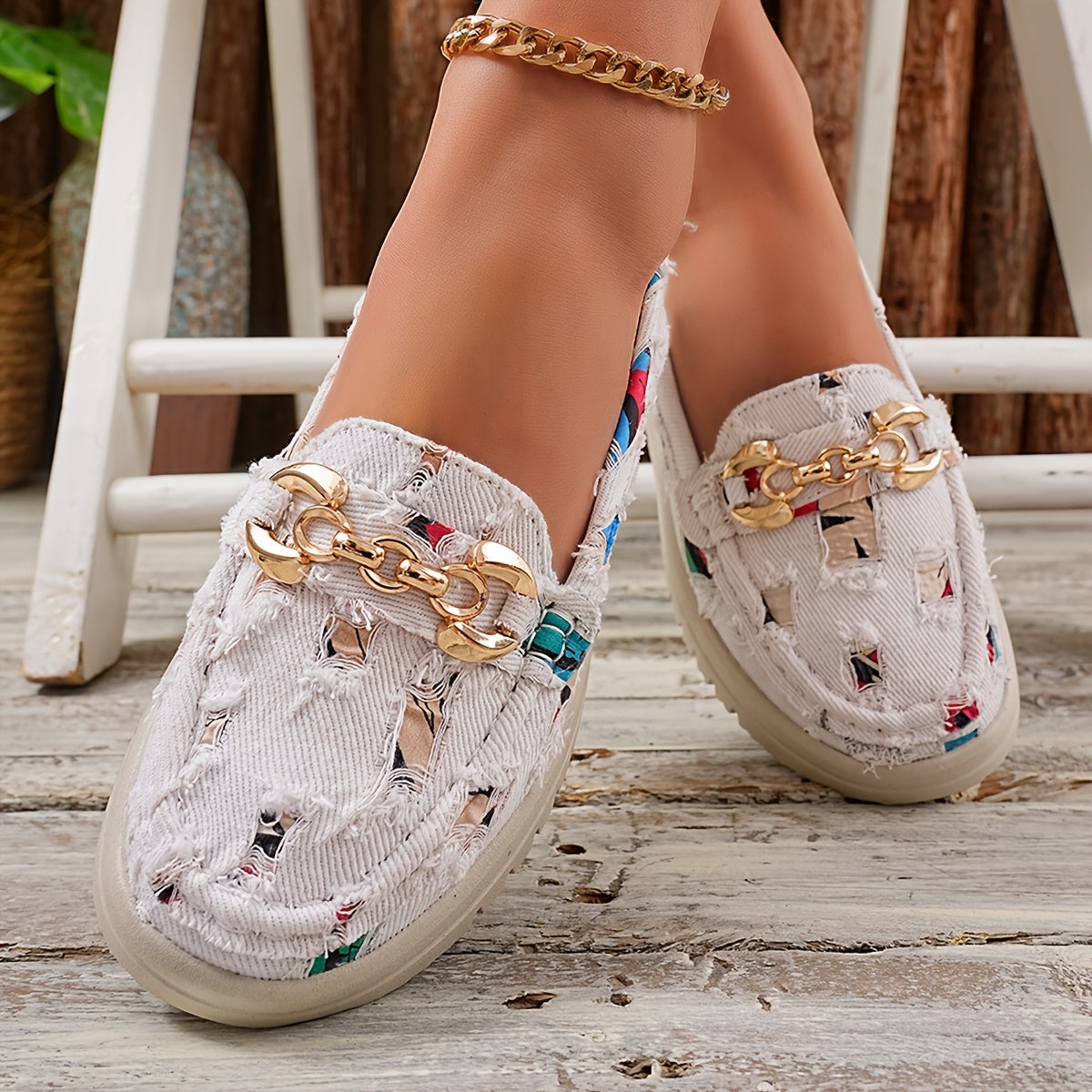 Damen Slip-On Loafer mit modischem Kettendetail – Bequeme Freizeitschuhe für Alltag und Frühling