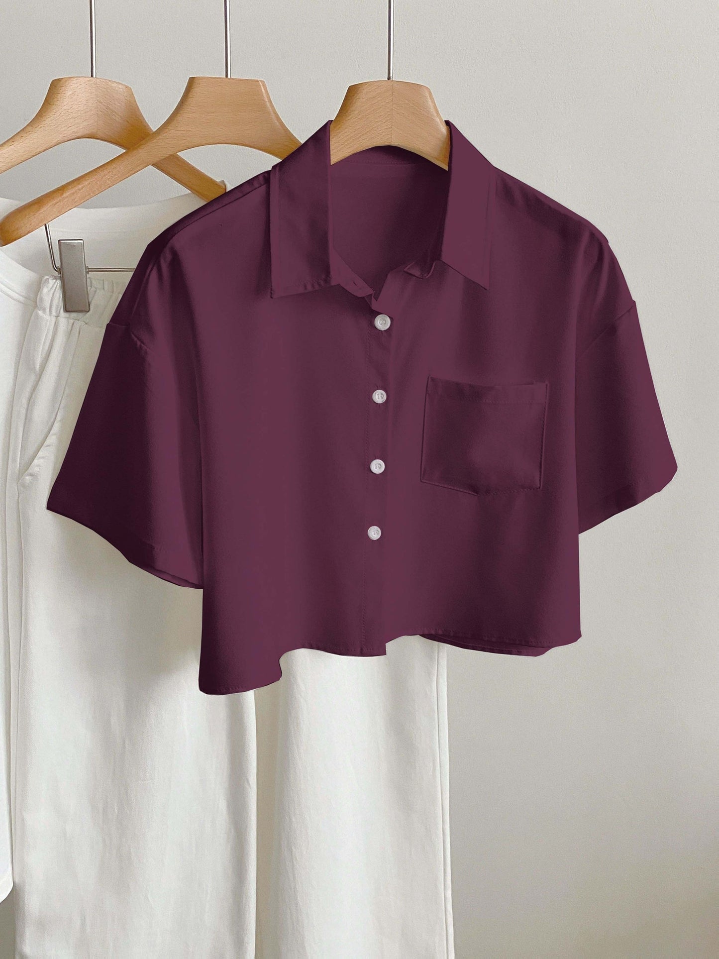 Damen Kurzarm Bluse im modernen Cropped-Look – Lässig & vielseitig kombinierbar