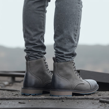 Herren Schnürstiefel Grau mit blauer Sohle, Cap-Toe-Design