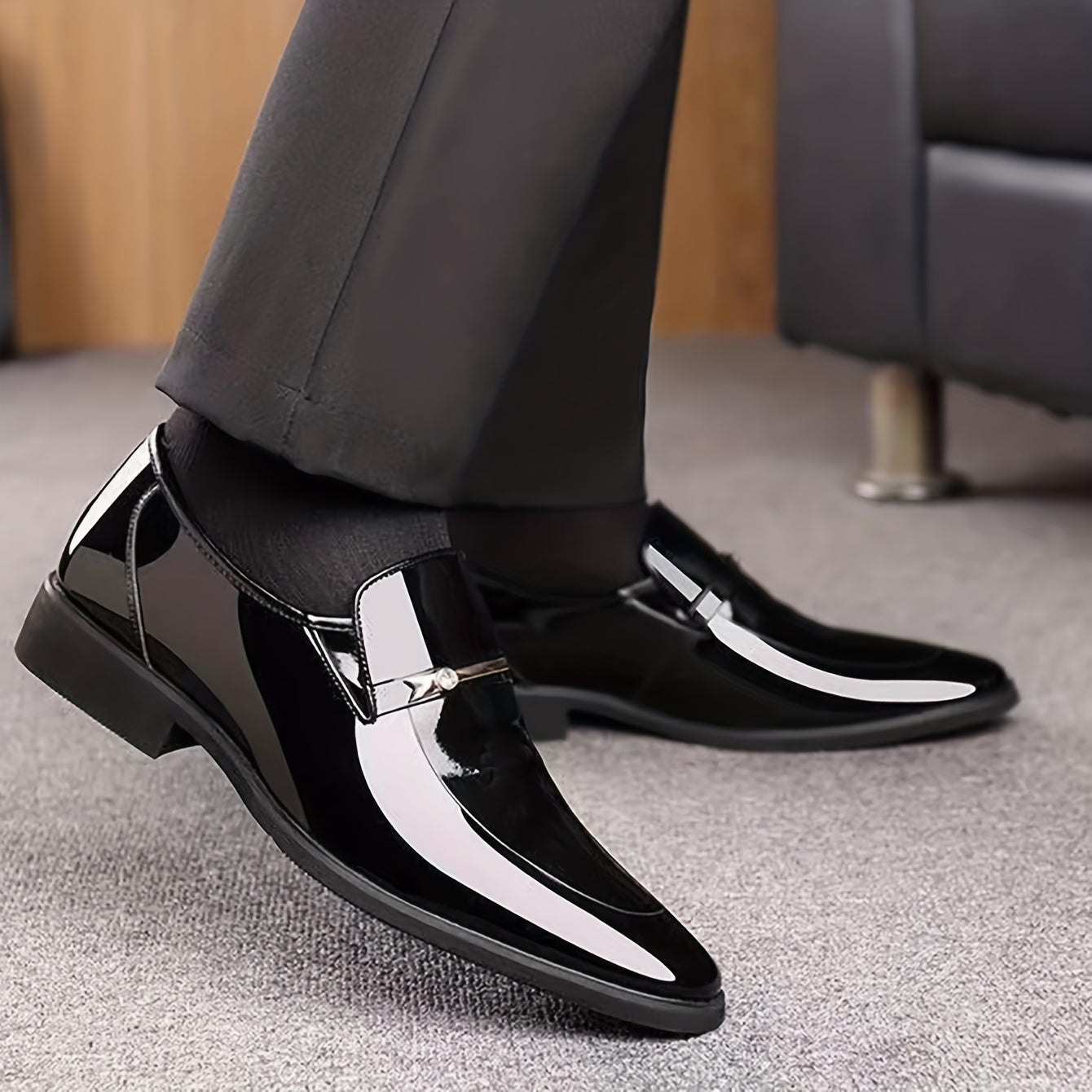 Herren Elegante Business Slipper – Klassische Lackschuhe für Büro & festliche Anlässe