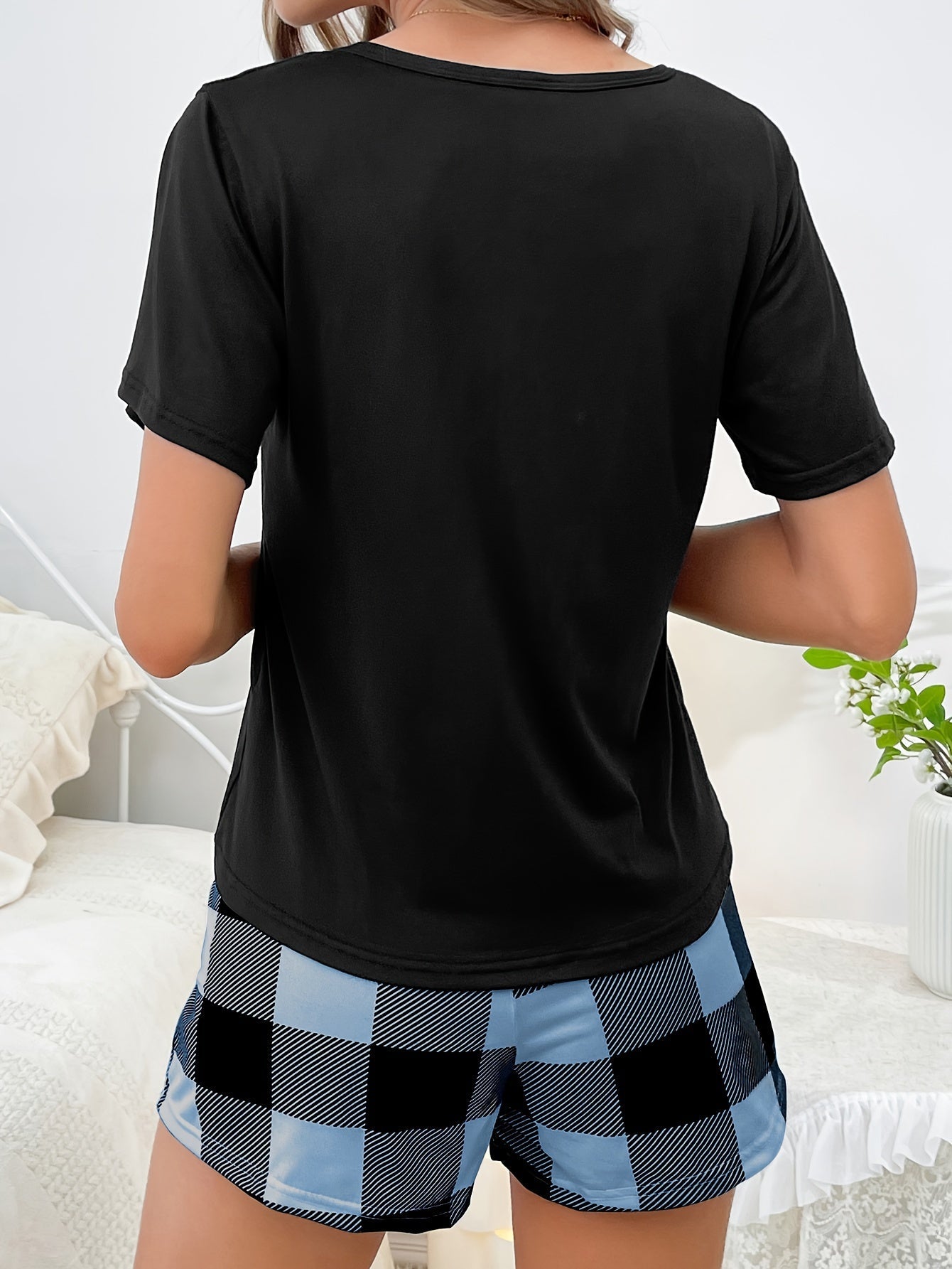 Damen Pyjama-Set mit Karomuster – Bequemes Sommer Nachtwäsche-Set im modernen Stil