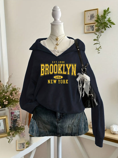 Damen Sweatshirt mit Reißverschluss Brooklyn Print, Langarm und Kragen