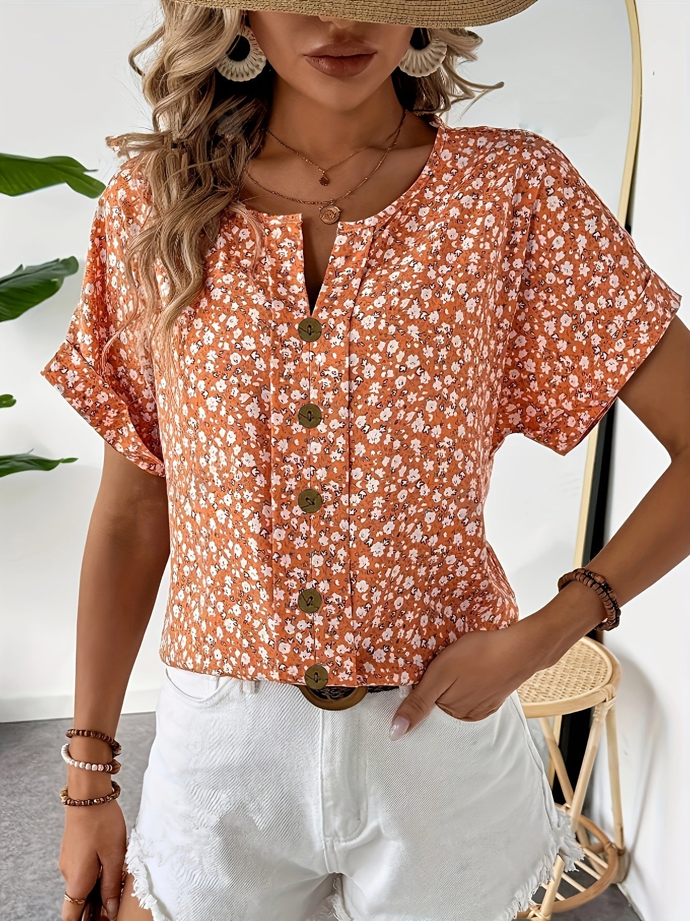 Damen Bluse mit Knopfleiste – Sommerlicher Blumenprint, Kurzarm, Eleganter Freizeit-Look