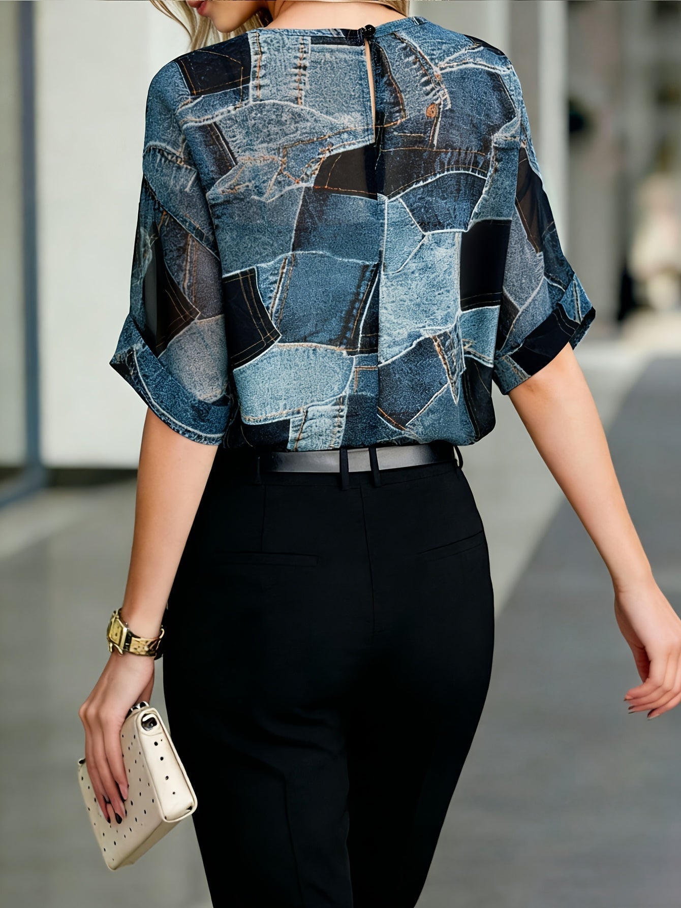 Damen Bluse mit floralen Akzenten und eleganter Transparenz – Stilvolle Mode für Büro und Freizeit