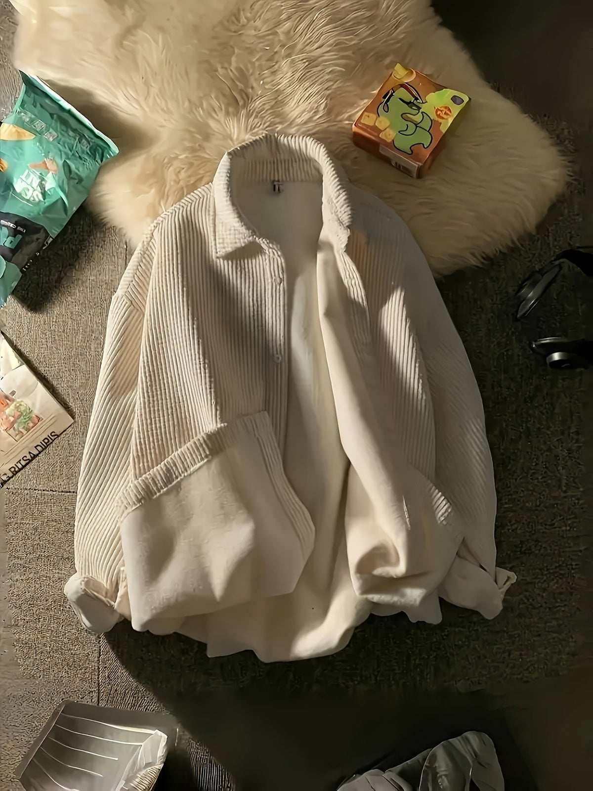 Korduroy Hemdjacke für Damen - Oversize Kordhemd mit Kragen, Schwarz oder Apricot
