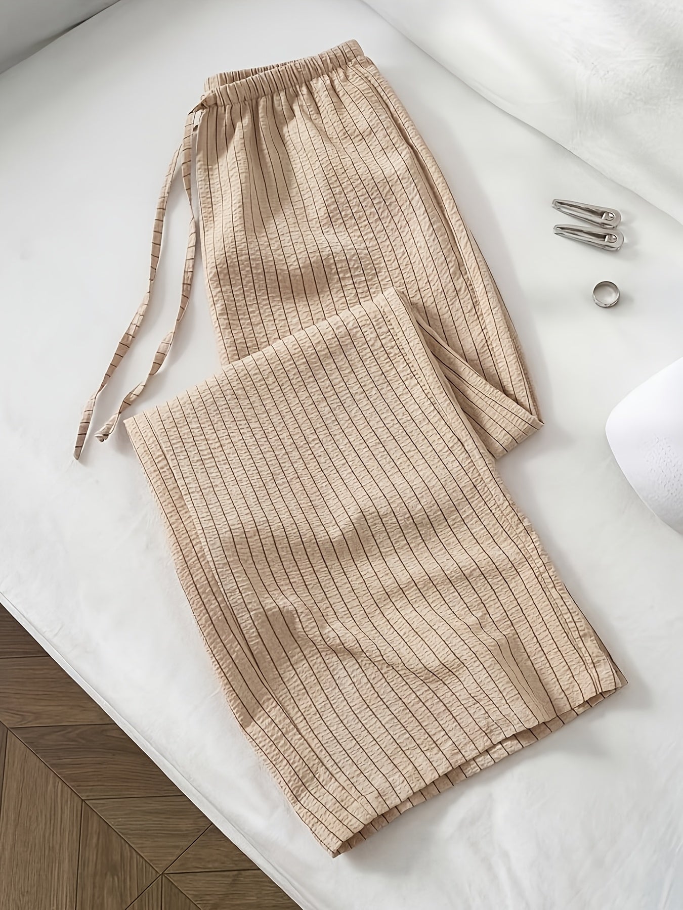 Damen Relaxed Fit Freizeithose mit Streifenmuster – Lässige Komforthose für Alltag und Lounge
