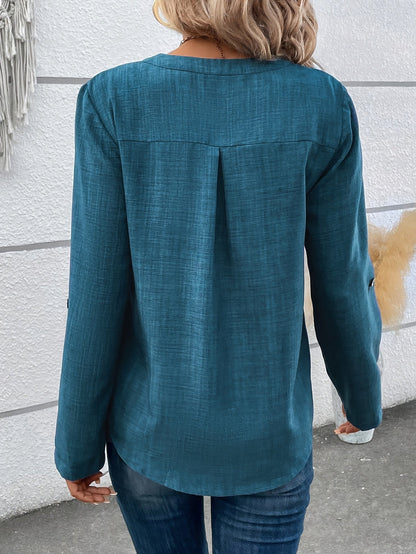 Damen Bluse mit V-Ausschnitt und Knopfleiste – Lässiger Style für Alltag & Büro