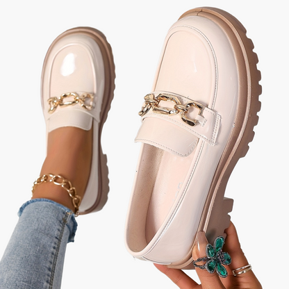 Damen Loafer mit Kettendetail – Elegante Slip-On Halbschuhe für Alltag und Büro