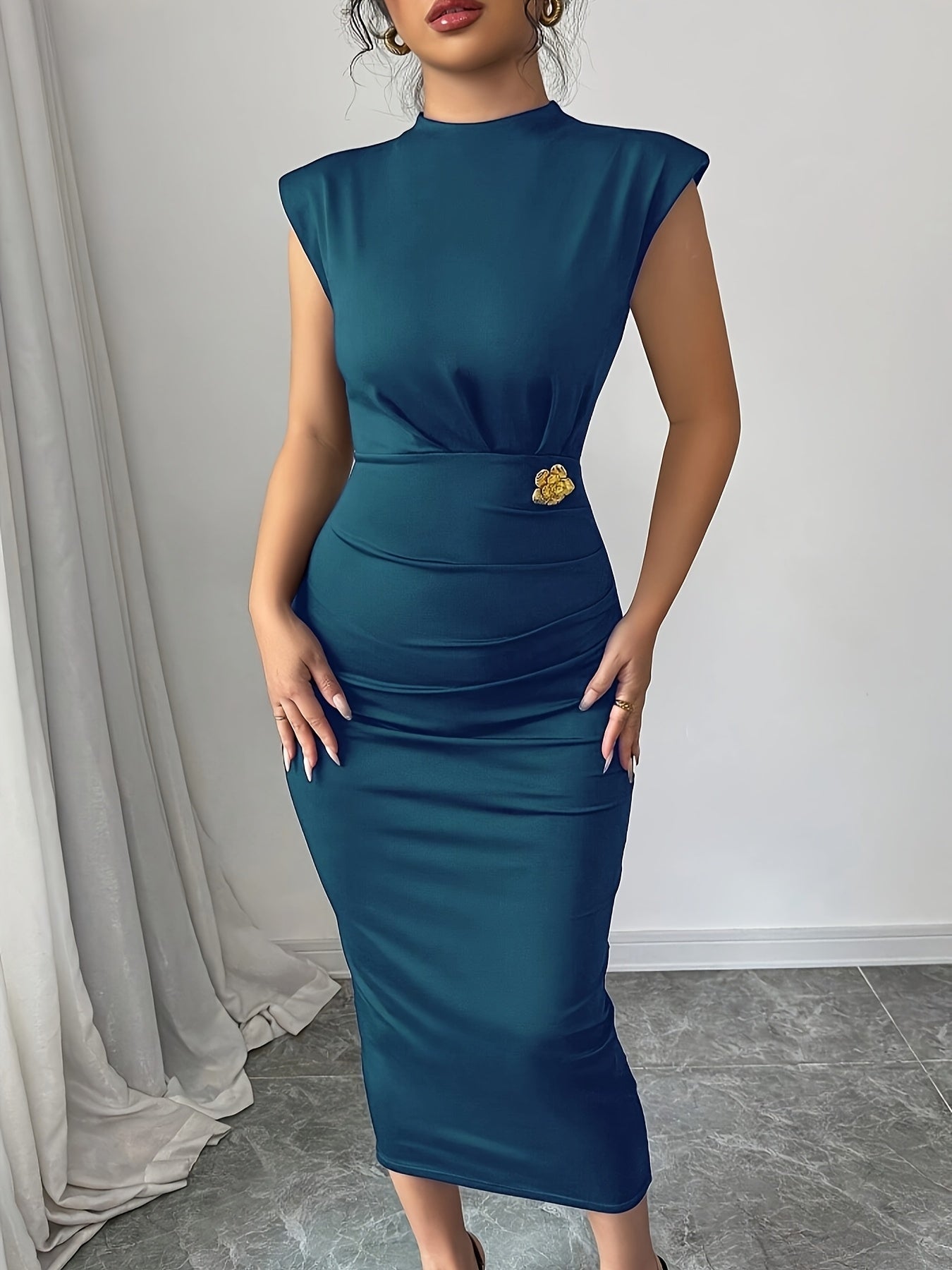 Damen Elegantes Bodycon-Midikleid mit Schulterpolstern – Perfekt für Partys und besondere Anlässe
