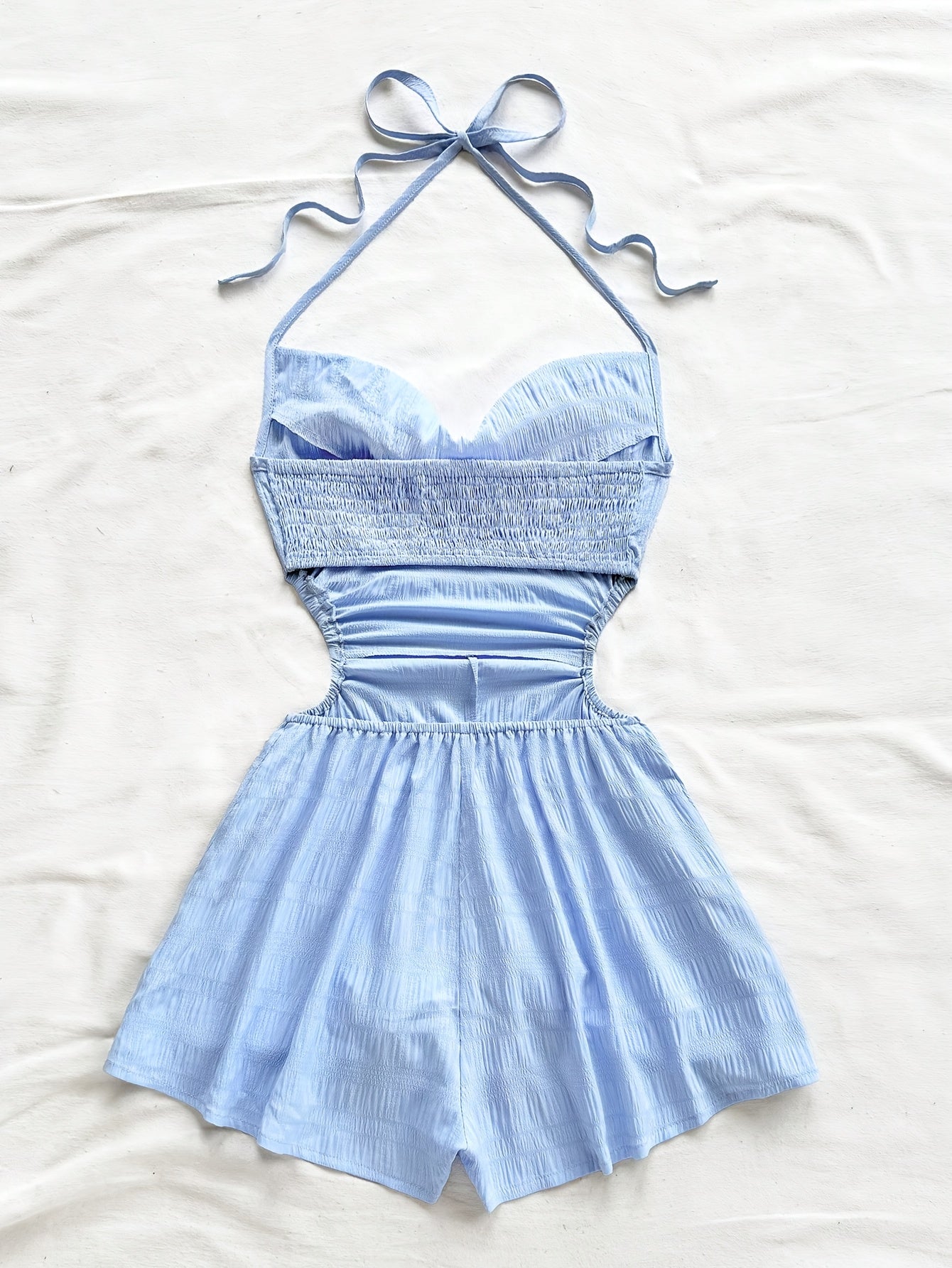 Damen Einteiler Jumpsuit mit Halterneck und Cut-Outs – Modischer Sommer-Overall für Urlaub & Freizeit