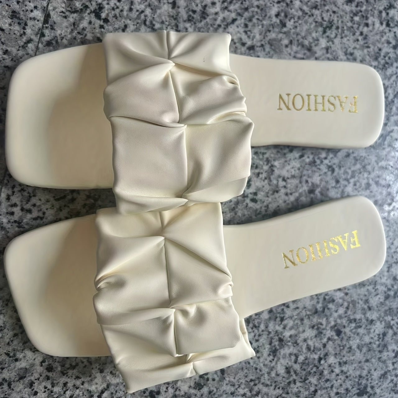 Damen Modische Slip-On Slides mit Raffung – Bequeme und Stilvolle Sandalen für Alltag und Freizeit
