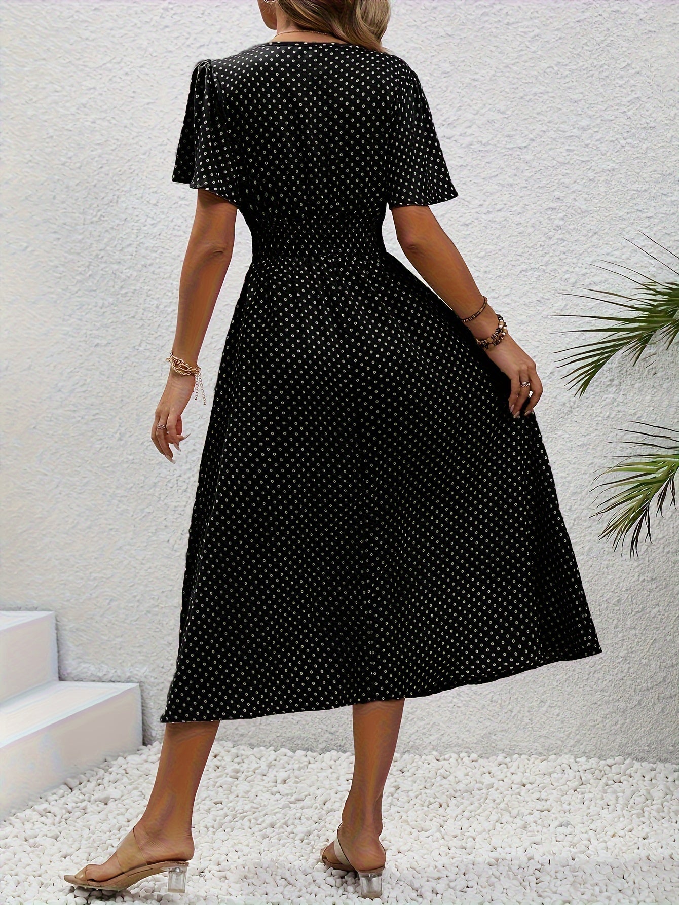Damen Polka Dot Sommerkleid mit V-Ausschnitt – Elegantes Freizeit Maxikleid